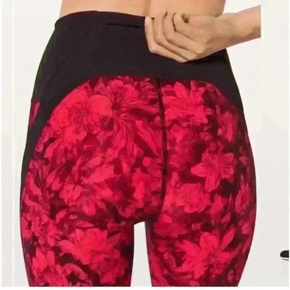 Lululemon Athletica Train Times Fast Pace 25” Leggings Carminetrue Red Black - Picture 3 of 10